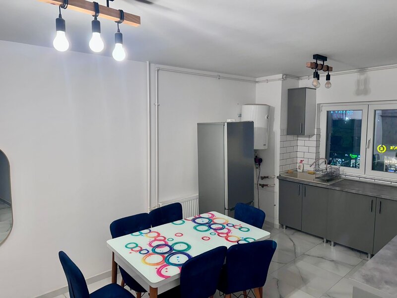 Oltenitei- Tulnici (metrou Sudului)